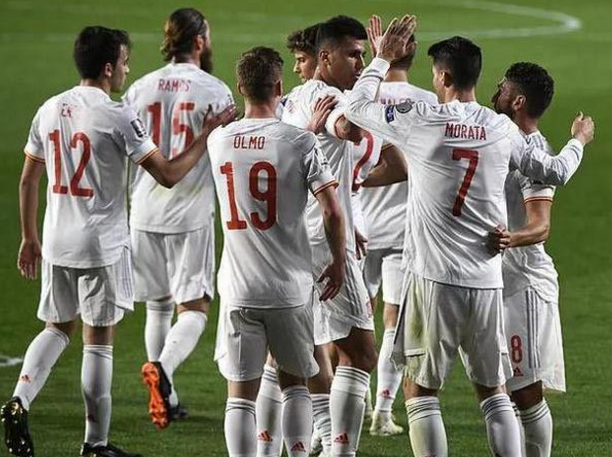 -关于科索沃队战胜埃及队，挺进下一轮的信息